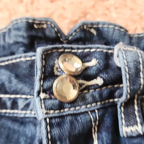 Vigoss Blue Jean Shorts Distressed Cut-Off Hem - Picture 9 of 11